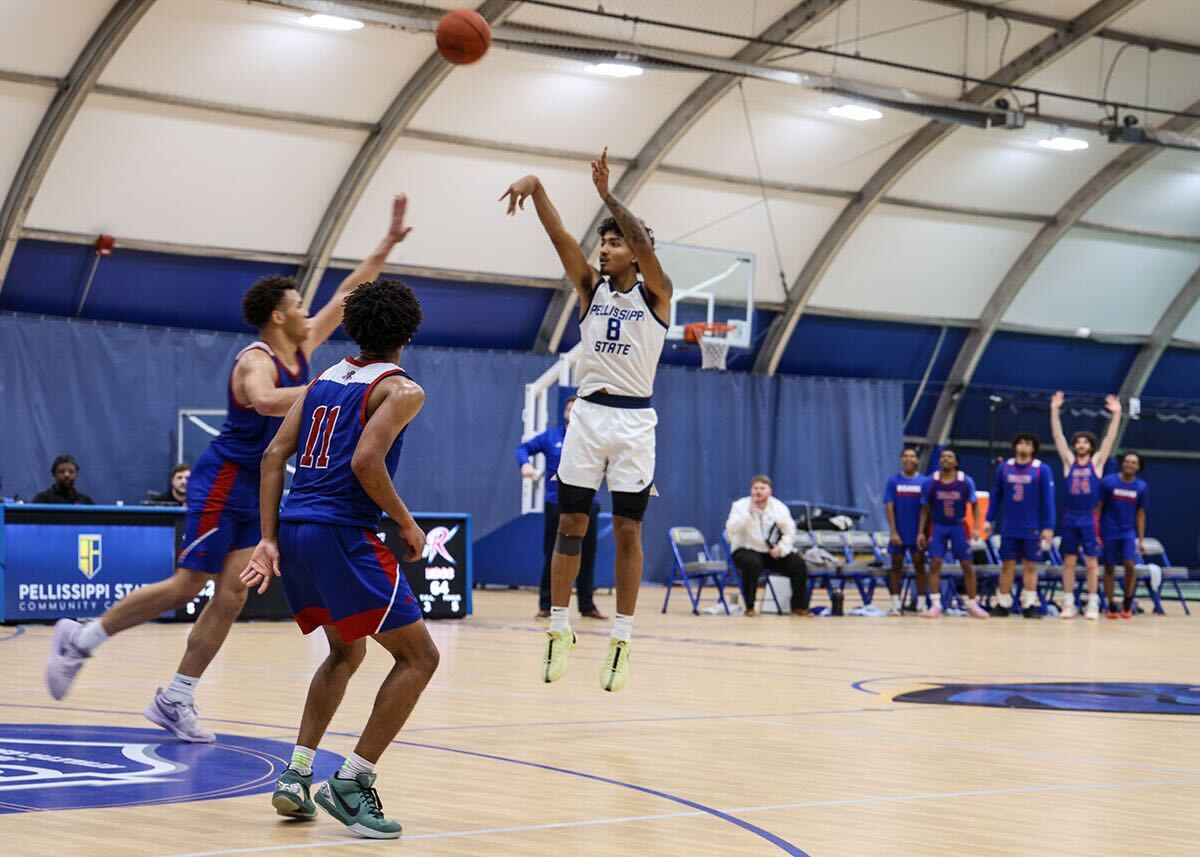 Pellissippi State basketball player jumps to take a shot