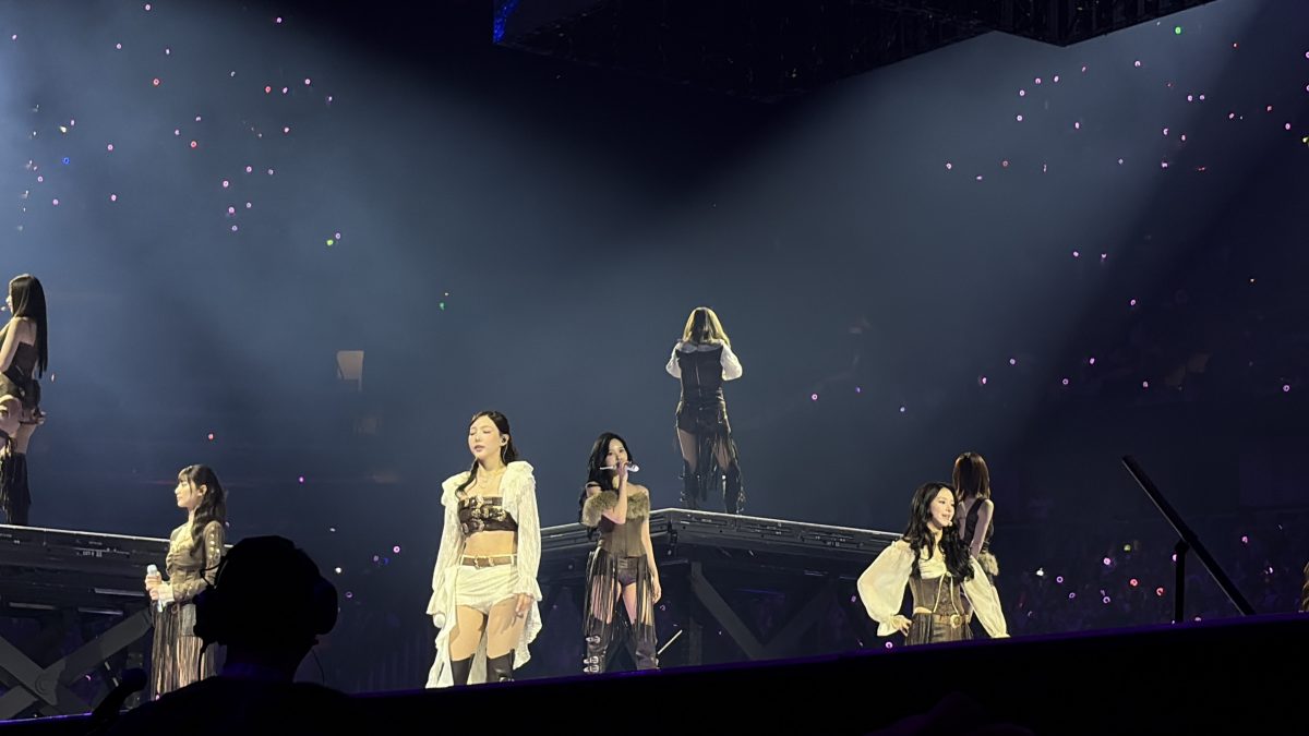 Twice performing “Make Me Go”