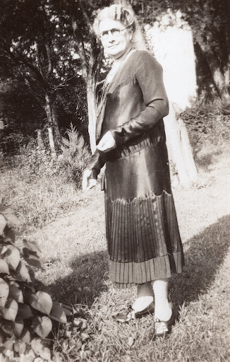 Fedd Ensminger Burn, Harry Burn’s mother, on her farm in Niota, Tennessee. The woman behind the 1920 ratification of the 19th Amendment