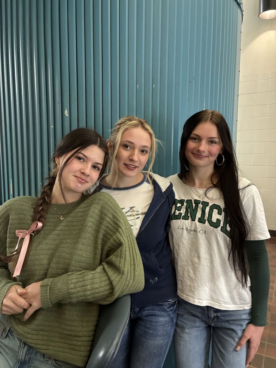 Lillian Bitner, Kaisyn Leach, Anna D’alessandro (left to right)