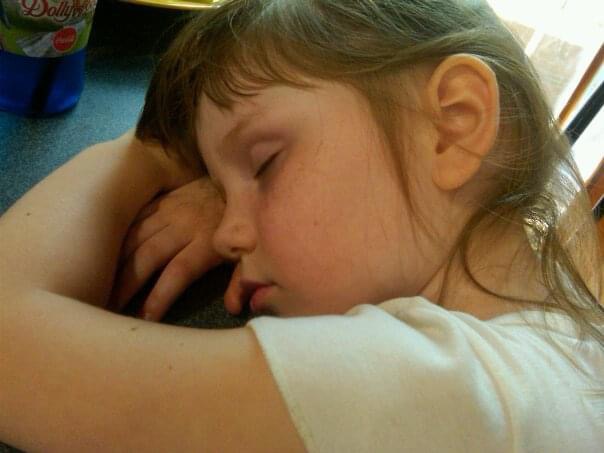 Little Emma Harrison asleep at Dollywood