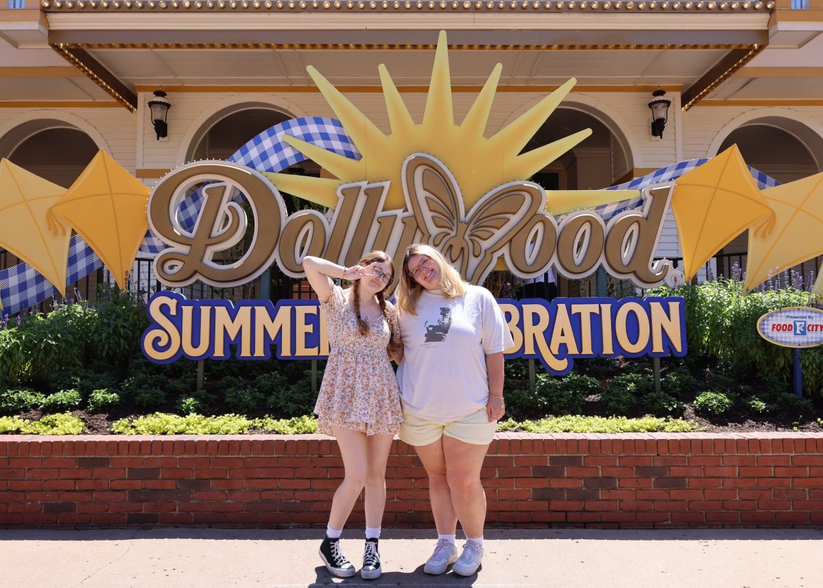 Katie and her friend at Dollywood last June